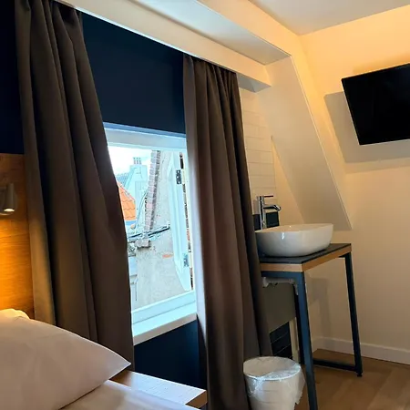 Hotel Continental Amsterdam-3